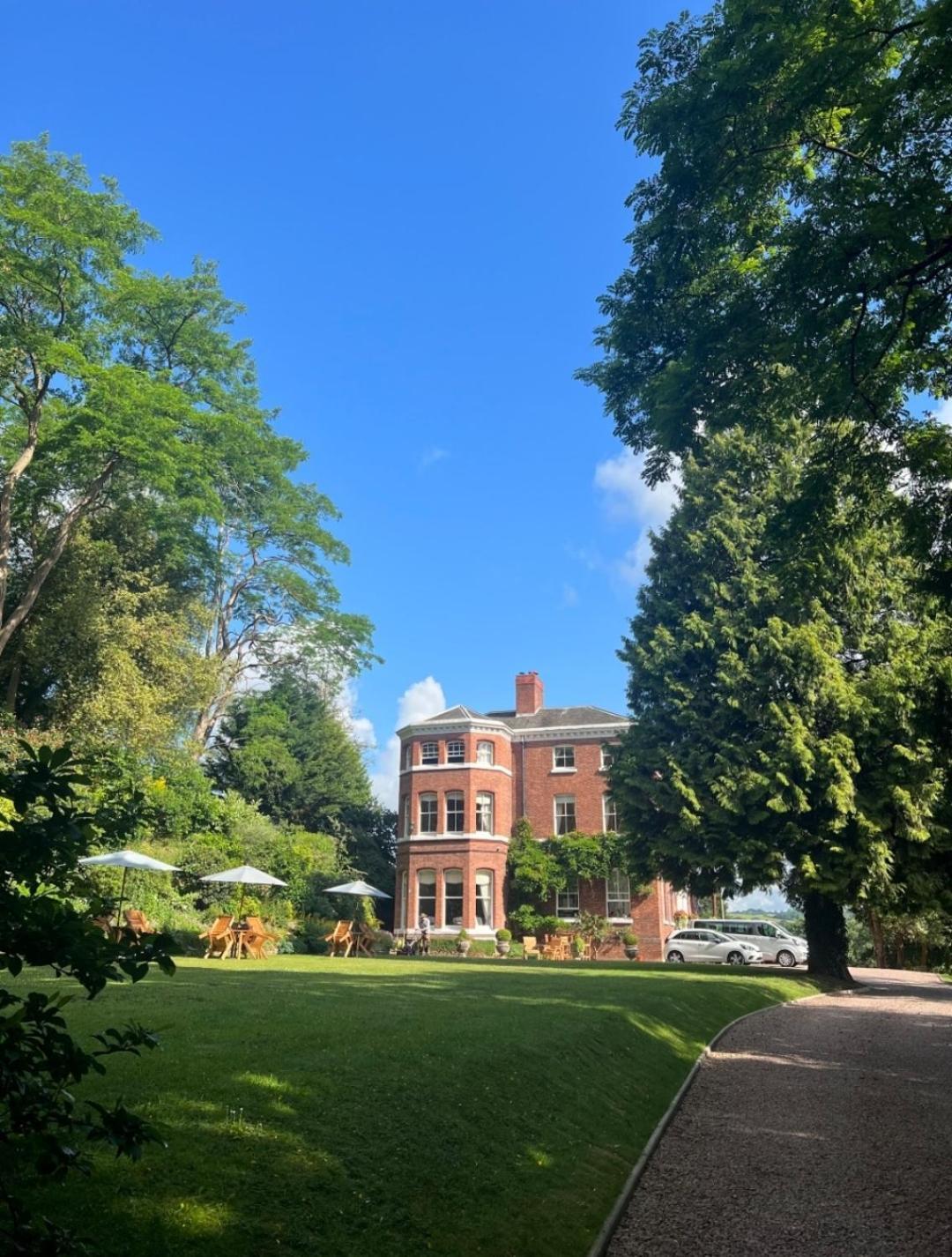 Kateshill House Bed & Breakfast 布由德利 外观 照片