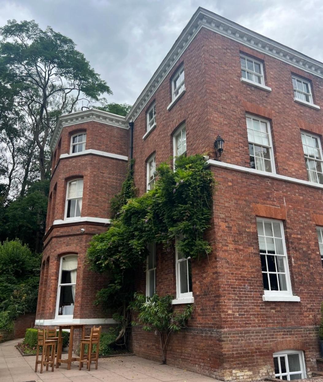 Kateshill House Bed & Breakfast 布由德利 外观 照片
