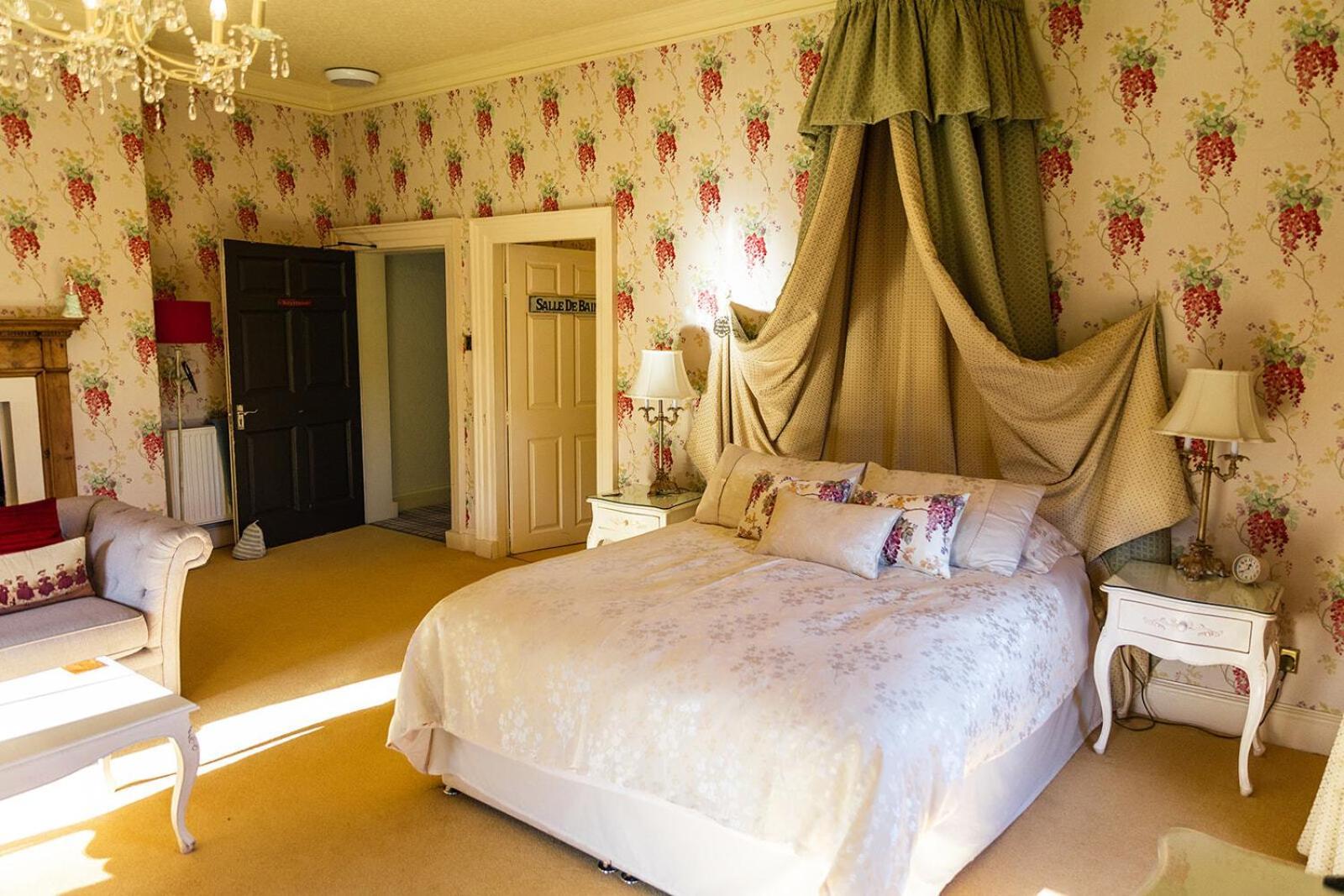 Kateshill House Bed & Breakfast 布由德利 外观 照片