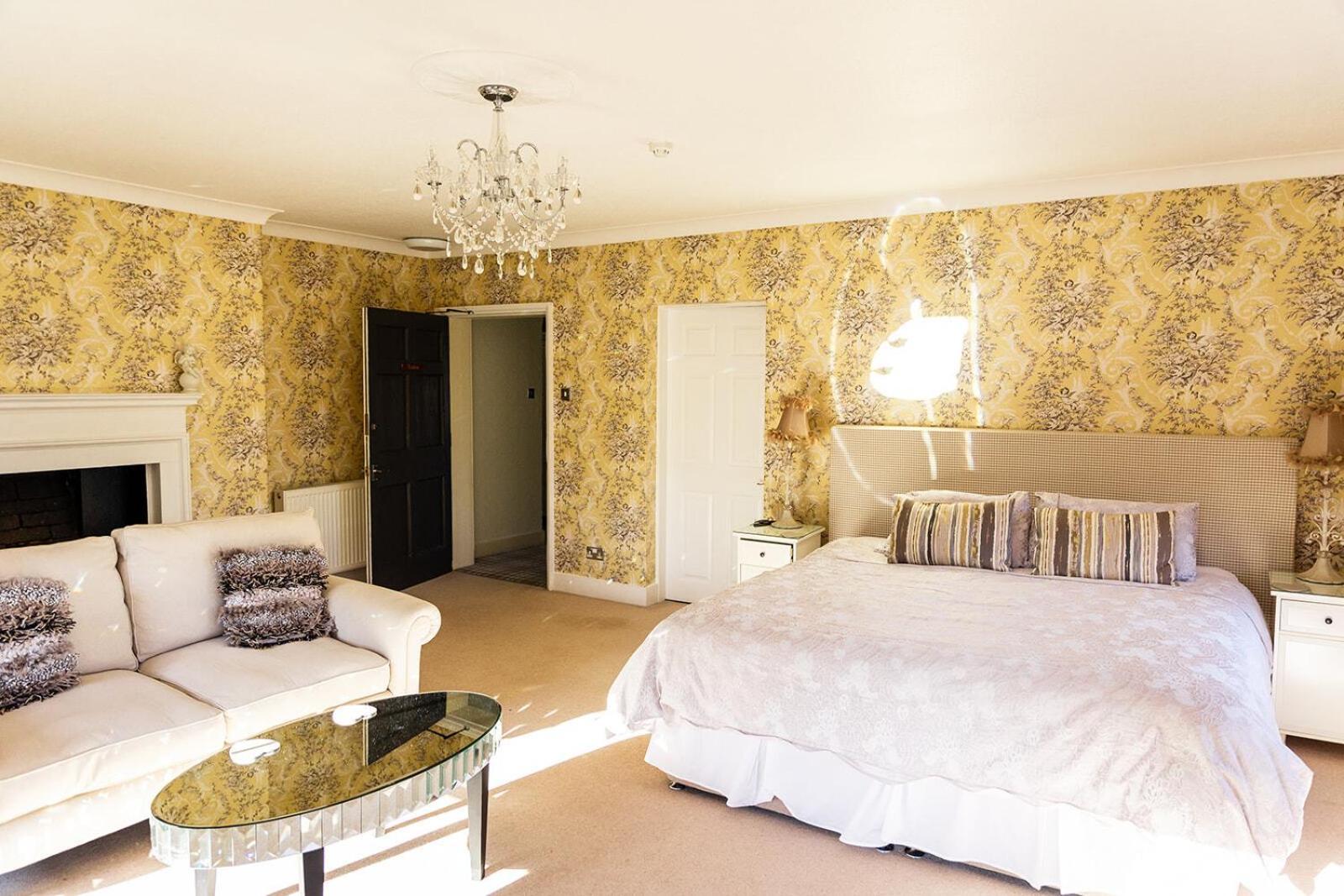 Kateshill House Bed & Breakfast 布由德利 外观 照片